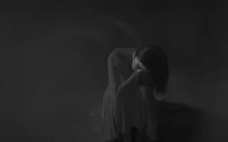 Ghostly Kisses