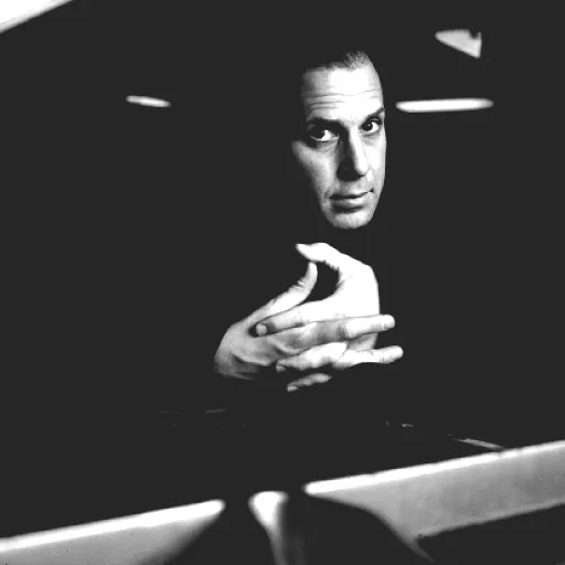 Larry Goldings