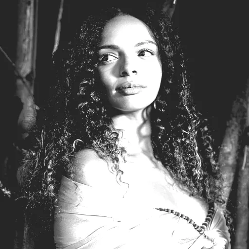 Maë Defays