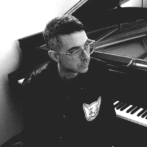 Mark Guiliana