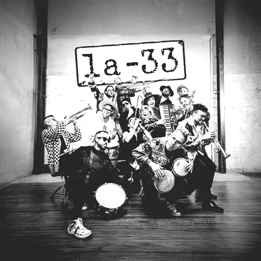 La-33