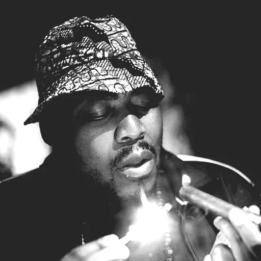 Stogie T