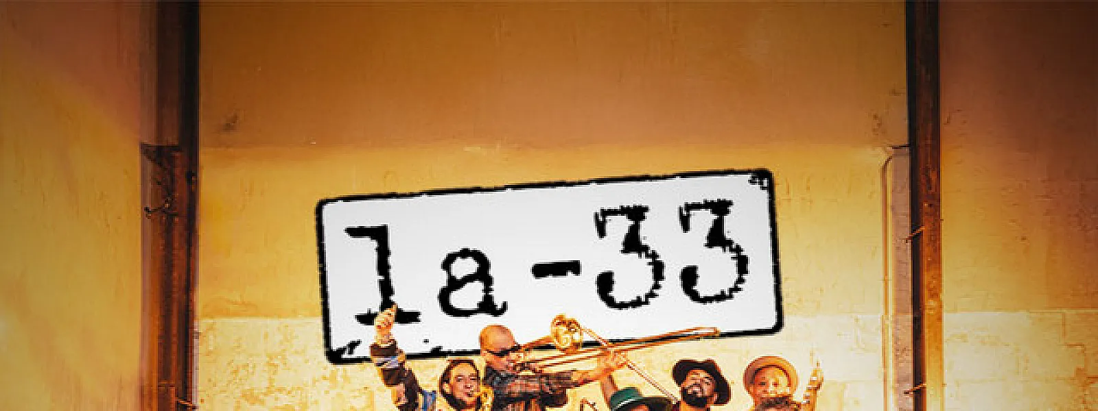 La-33
