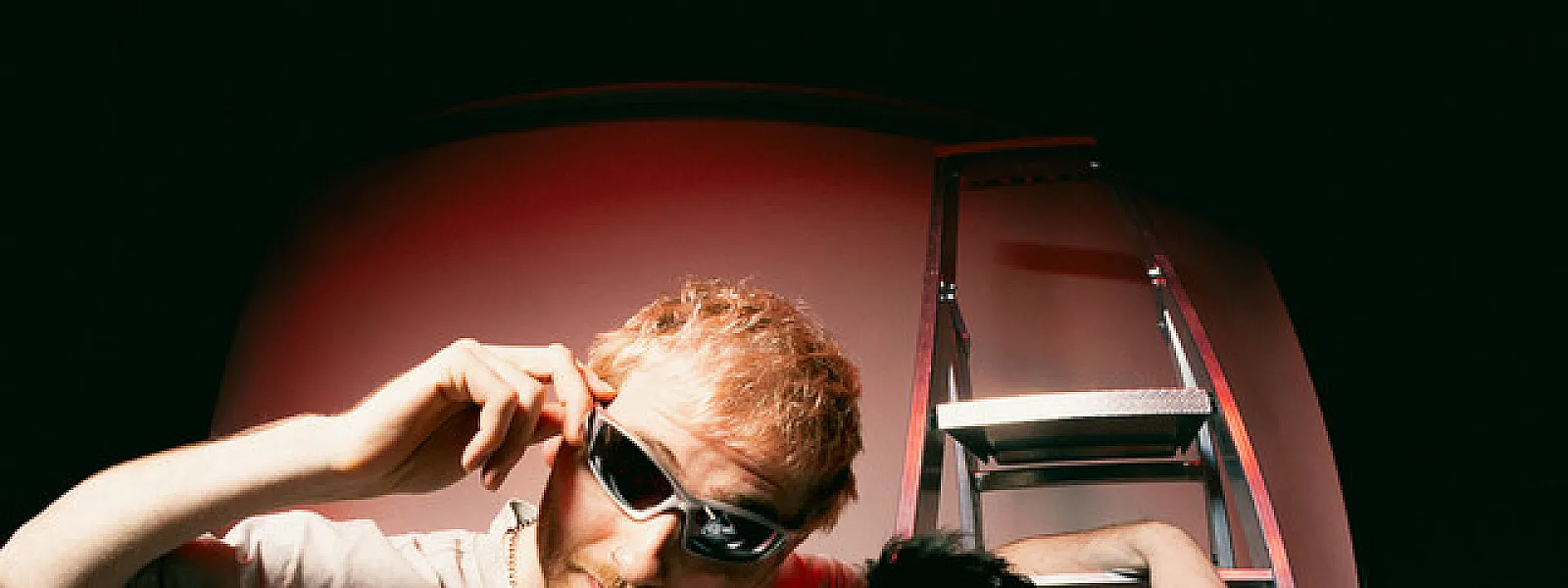2HOT2PLAY