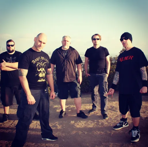 Exumer