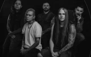 Lorna Shore